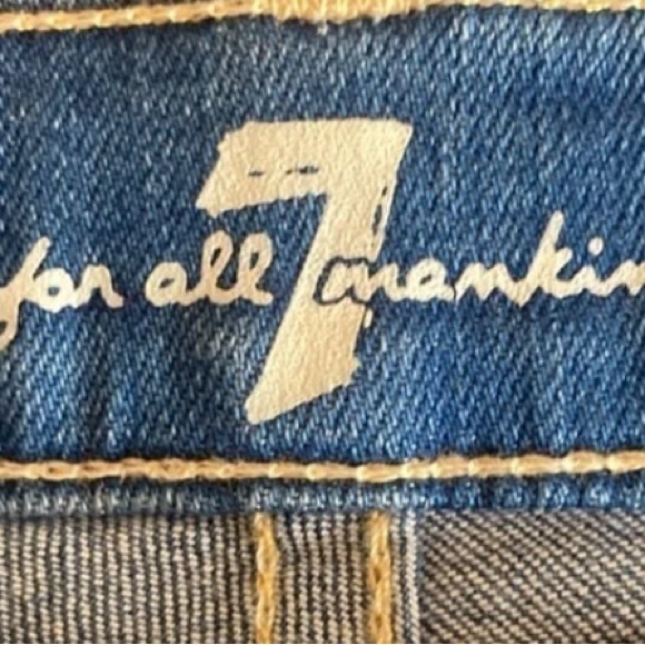 7 For All Mankind Size 26 Shorts Like New - Picture 5 of 8